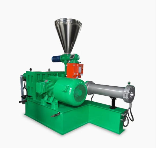 Bagaimana untuk memastikan bahan itu memasuki extruder skru planet pada kadar yang mantap?